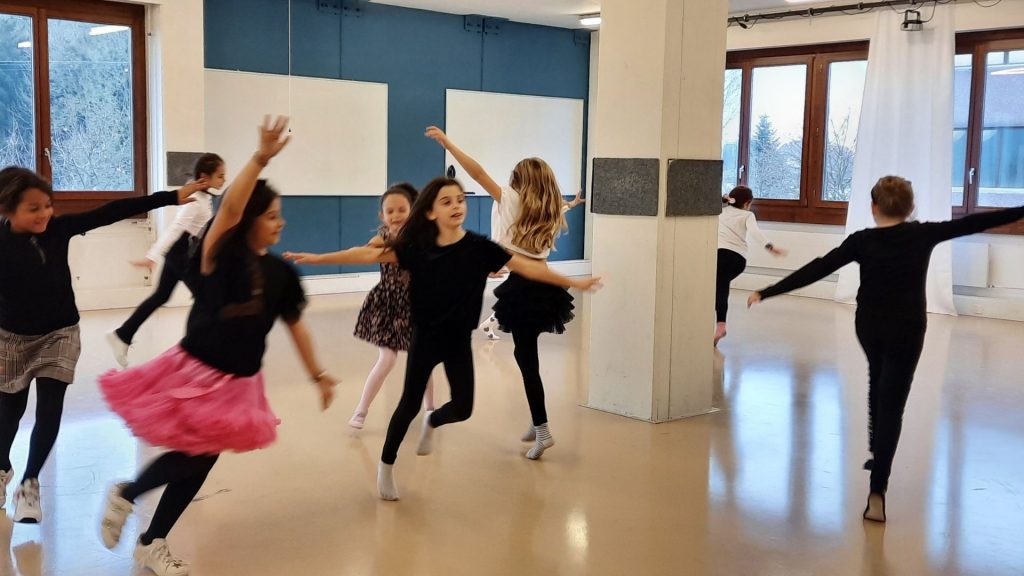 Matchless Kindergeburtstag feiern Tanzschule Zug Fitness Dance Workout (7)