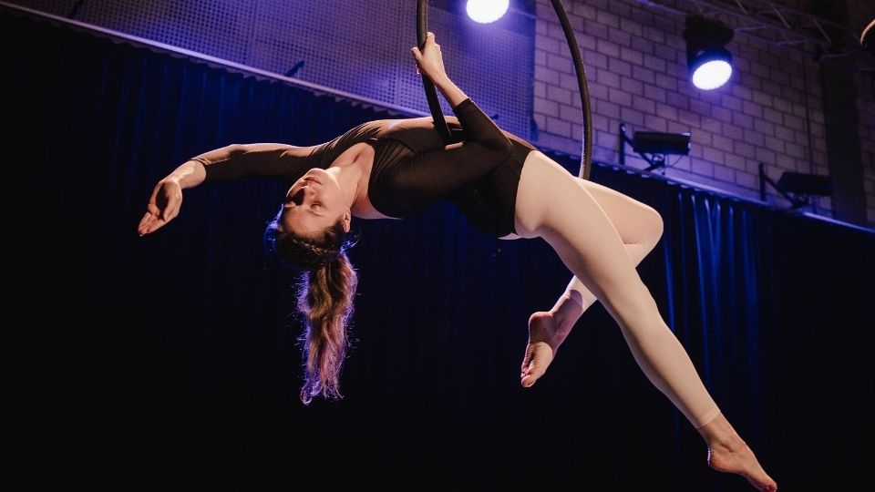 Matchless Tanzschule Zug Pole Dance Fitness Aerial Circus (8)