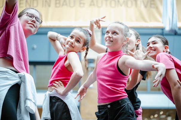 Tanzschule Zug Matchless Kindertanz Kurse Urban Dance Tanzkurse